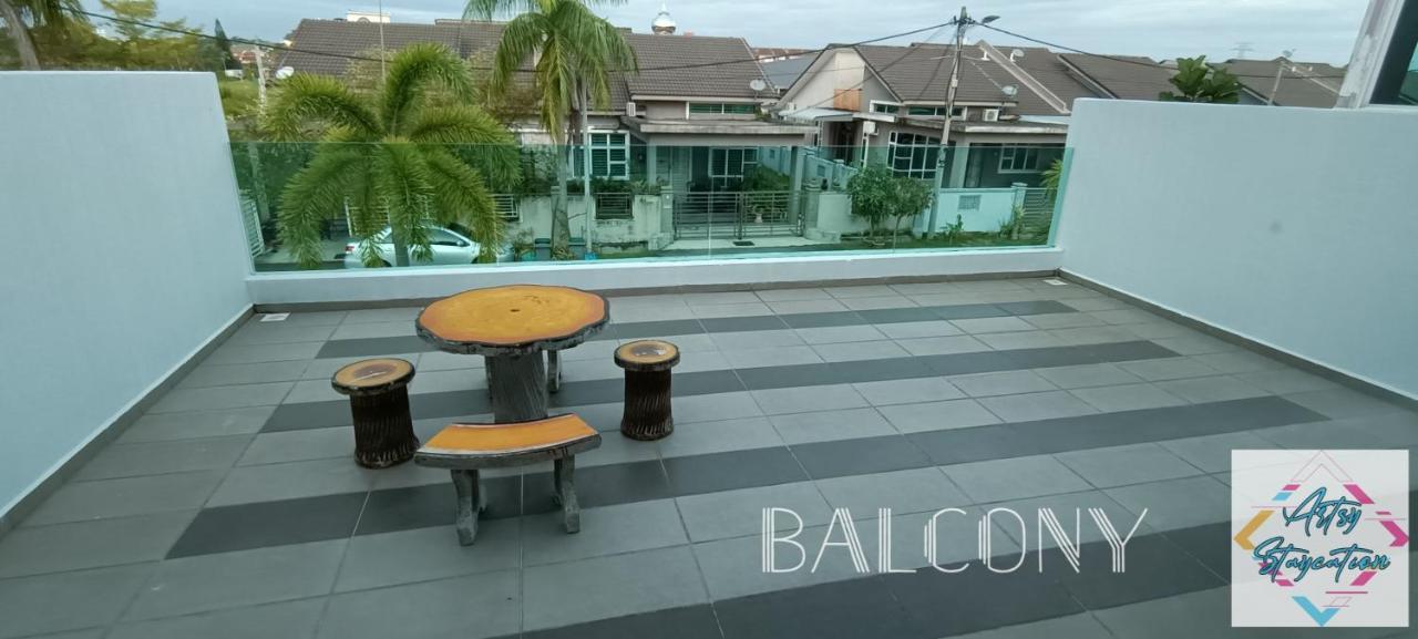 Artsy Staycation Malacca Eksteriør bilde