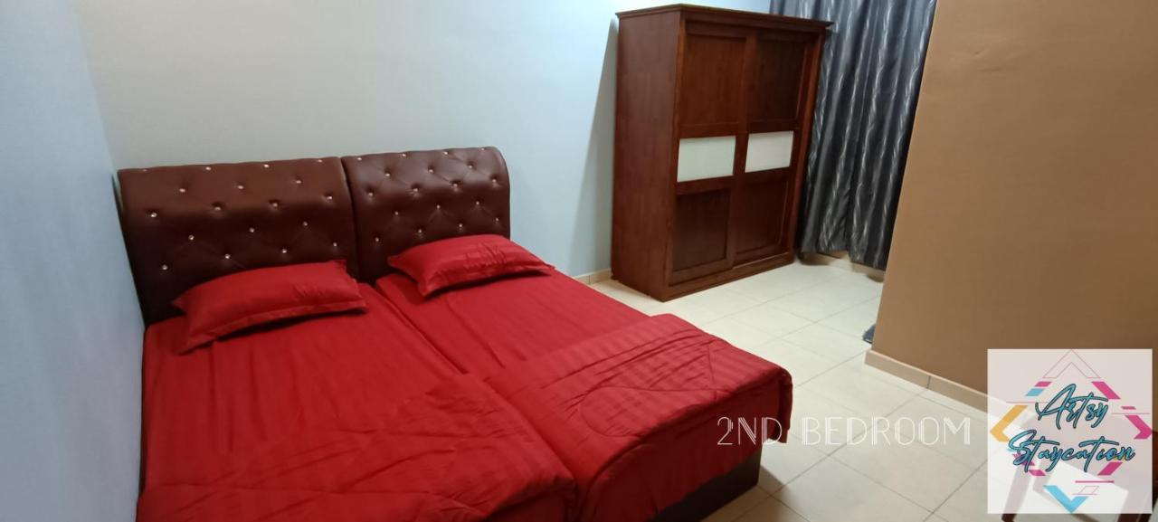 Artsy Staycation Malacca Eksteriør bilde